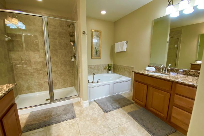 Aktualisiertes Haus mit 4 Schlafzimmern und viel Wohnraum - foto 15