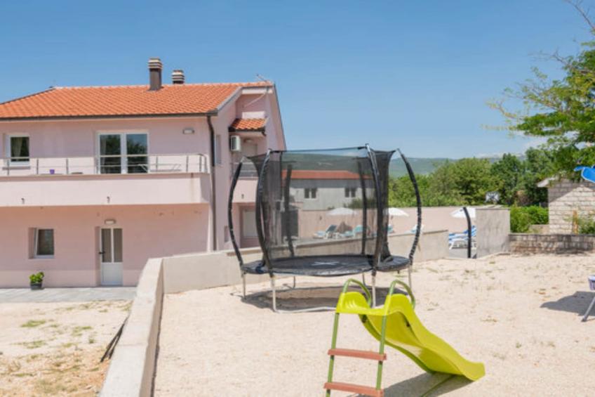 Charming Villa Nina with Pool - Four Bedroom Villa With Terrace and Swimming pool - foto 13