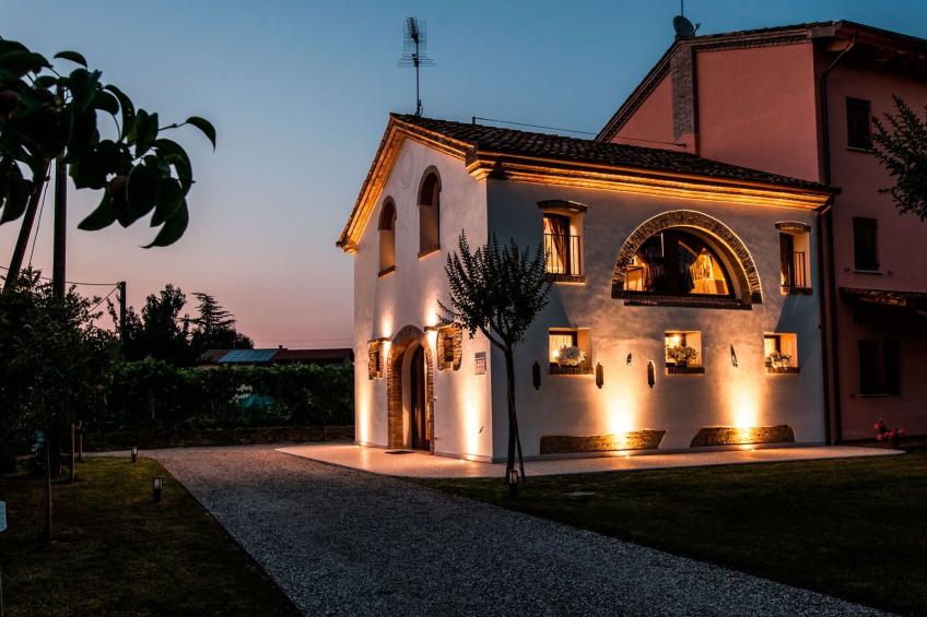 Brick House in Silea
