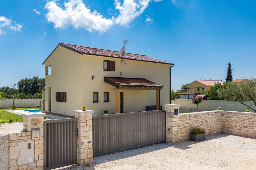 Beeindruckende Luxusvilla mit beheiztem Privatpool - foto 45