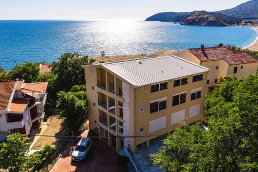 Beachfront Sunset Apartments Sutomore -  Classic Studio Apartment with Sea View and Terrace - foto 13