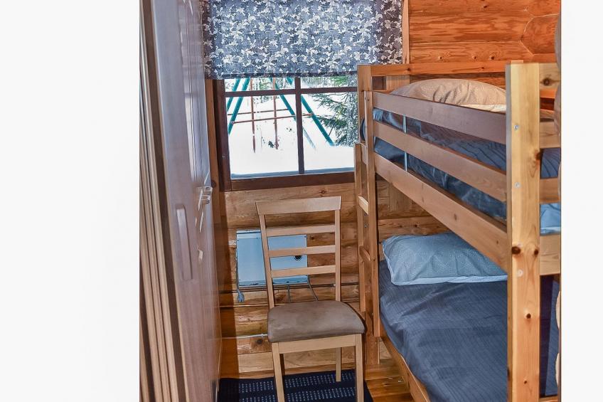 Pihlaja, lomaässä - foto 12