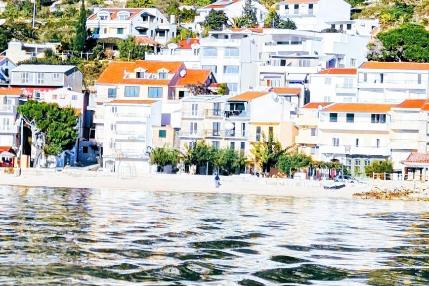 Tolle Wohnung in Drašnice mit Schönem Garten - foto 36