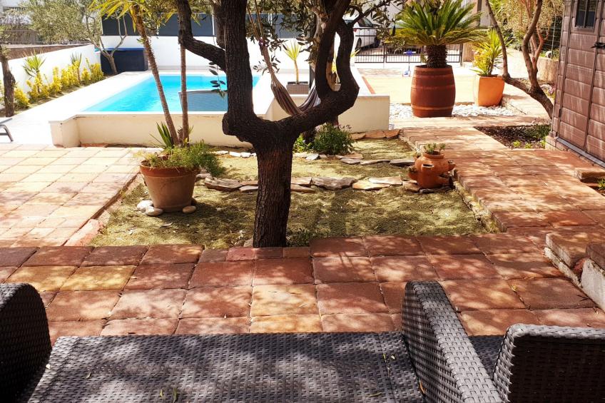 Geräumiges Ferienhaus mit Terrasse und Garten - foto 23