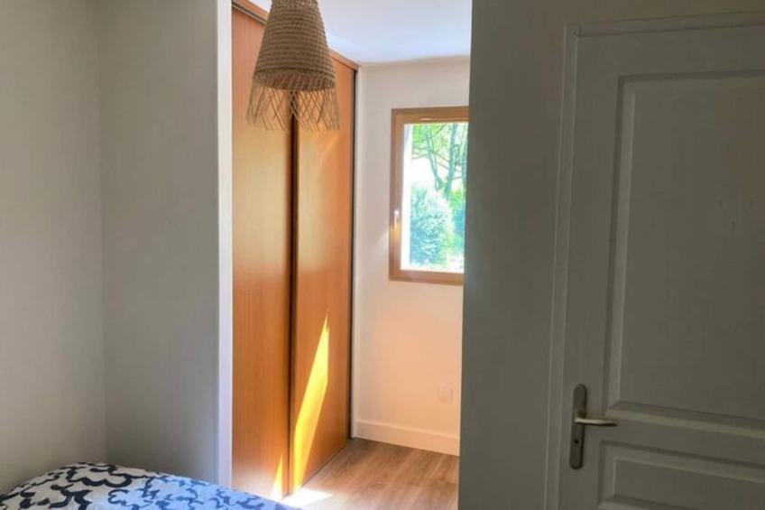 Belle Villa Avec Piscine Jacuzzi Et Vue Lac - foto 22