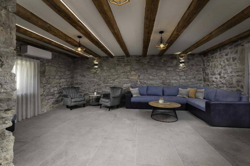 Luxury Krk Villa with Private Pool and Gardens - Three Bedroom Villa - foto 2