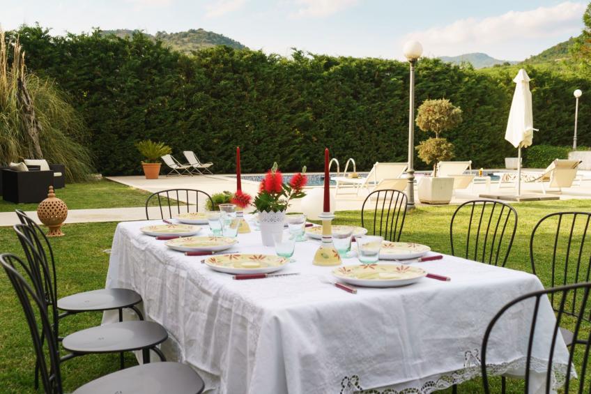 Geräumiges Ferienhaus mit Pool - foto 9