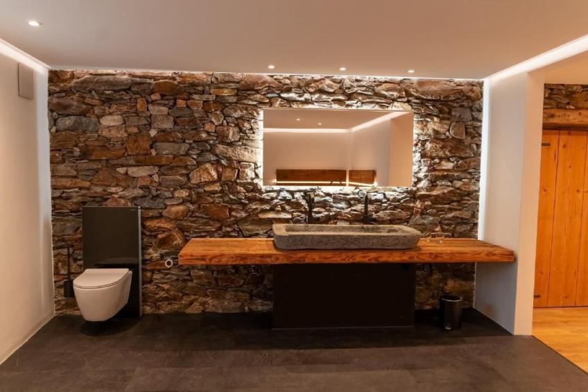 Maiensäss 5.5 Zi. freistehend und romantisch - foto 11