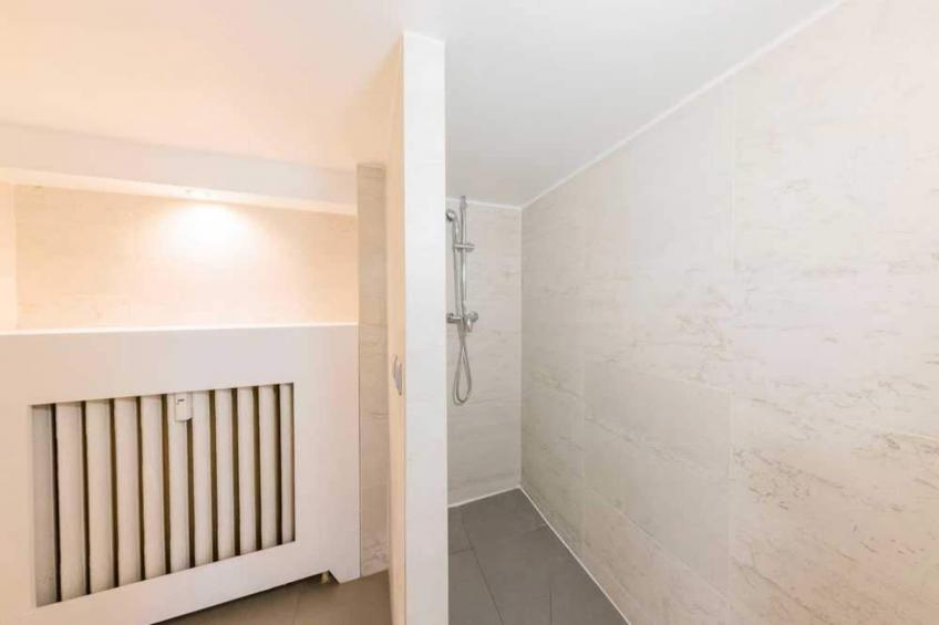 ST-6-TRONE - foto 18