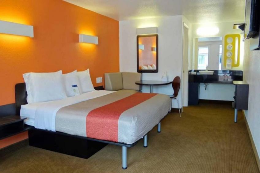 1 King Bed  Mobility Accessible Tub Nsmk