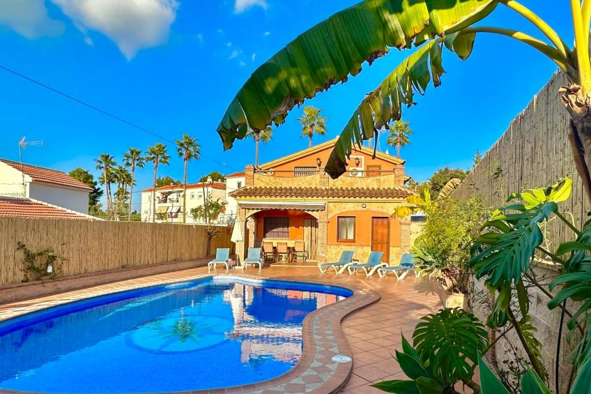 Charmantes Ferienhaus mit Grill und Schwimmingpool - foto 16