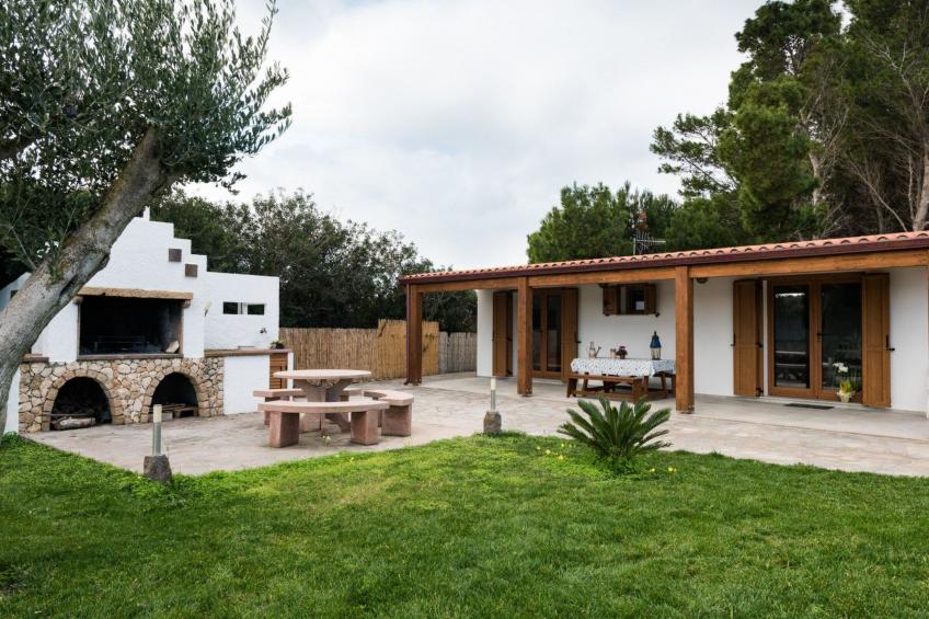 Haus in Calasetta mit Grill und Garten - foto 3