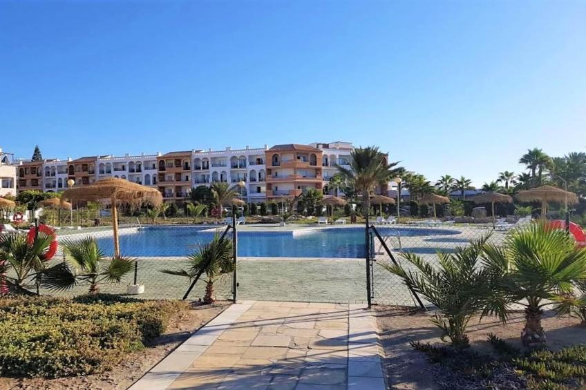 Natura World Duplex con patio privado 2b - foto 10