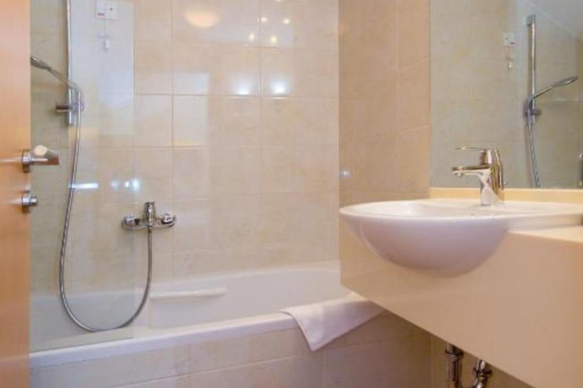 Boutique Hotel Saudadet - Premium Double Room With Private Bathroom 2 - foto 5