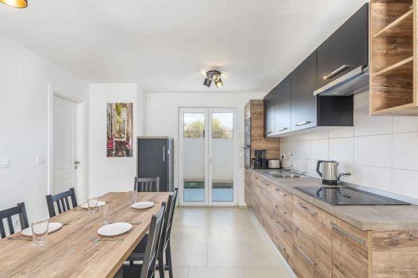 Holiday home with air conditioning and outdoor pool - BF-FF7H8 - foto 13