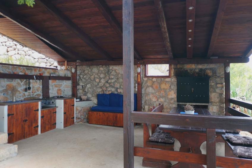 mit Pool in Lukovo Sugarje - foto 33