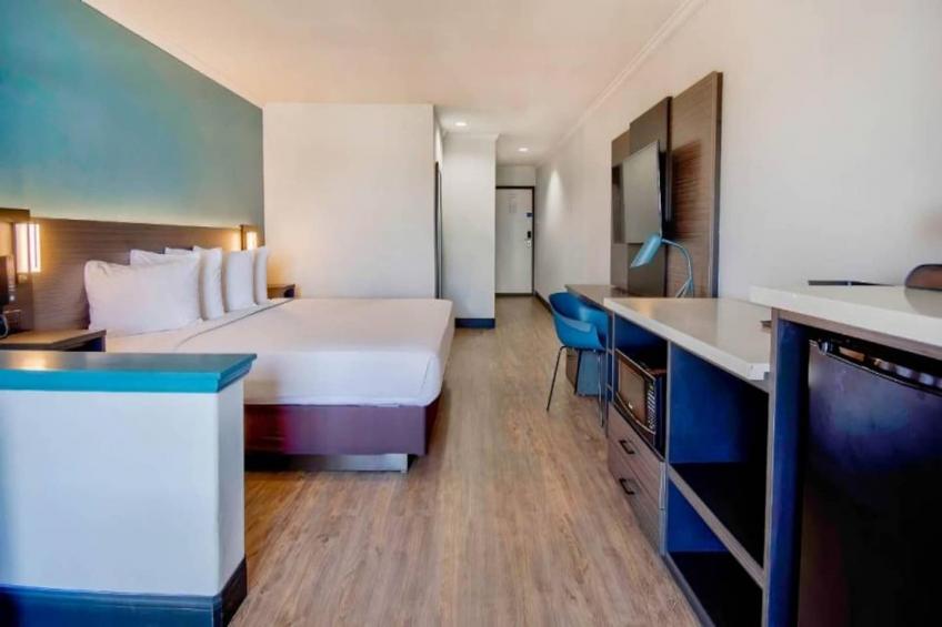 1 King Bed  Suite Non-Smoking - foto 28