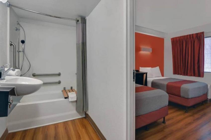 1 King Bed - foto 5