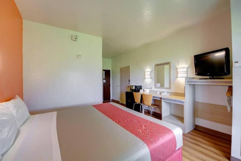 1 King Bed  Smoking - foto 7