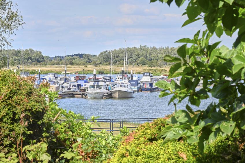 Aan de oever - foto 37