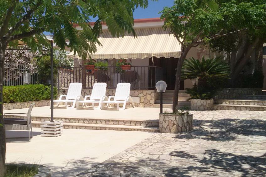 Nur 100 m vom Meer entfernt... mit Privatparkplatz