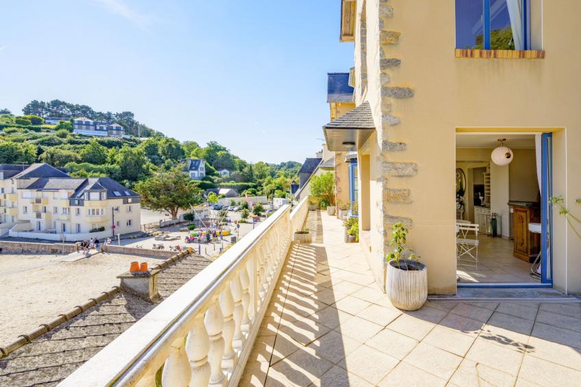 Villa "Ker House" mit Blick auf das Wasser - foto 6