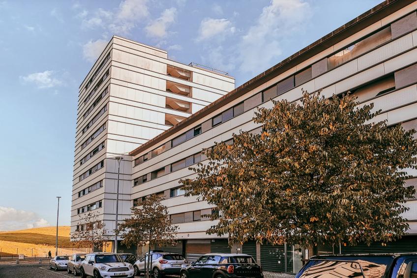 Bridge View with Balcony By Gt House