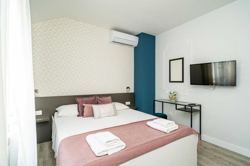 Holiday Home Trojković- Four Bedroom Holiday Home with Terrace and Swimming Pool - foto 39