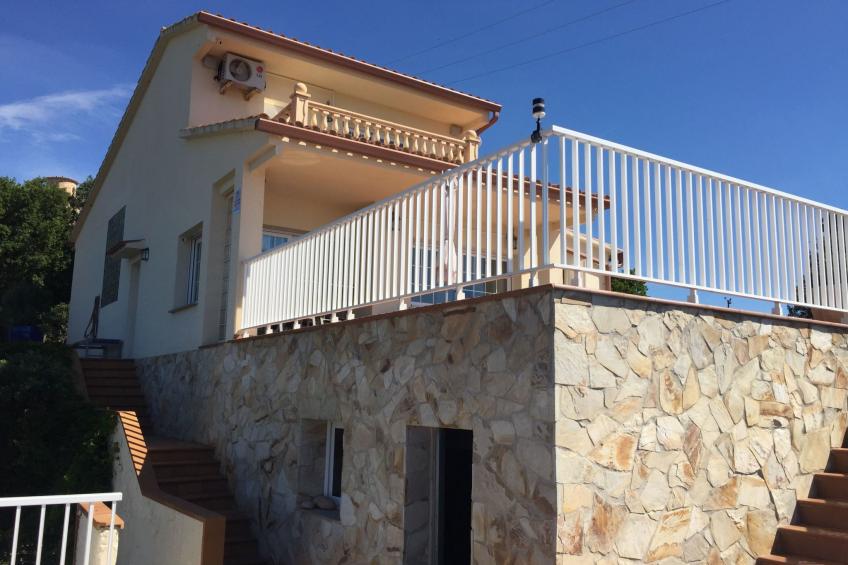 Gemütliches Ferienhaus mit Pool und Meerblick - foto 3