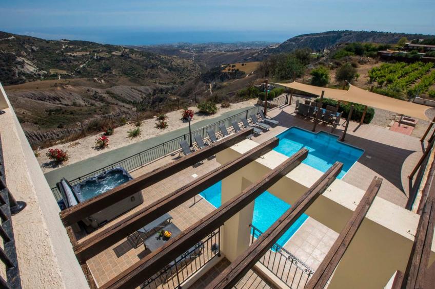 Villa mit Blick auf die Berge und Whirlpool - foto 49