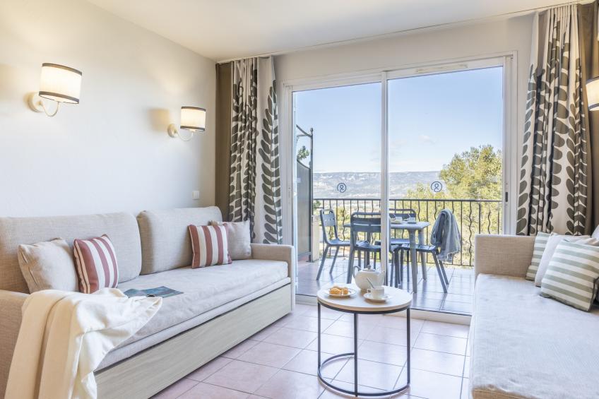 Pierre & Vacances Village Pont Royal en Provence Studio 4 people - 1 sleeping alcove - Balcony or terrace - Air-conditioned - Renovated - foto 2