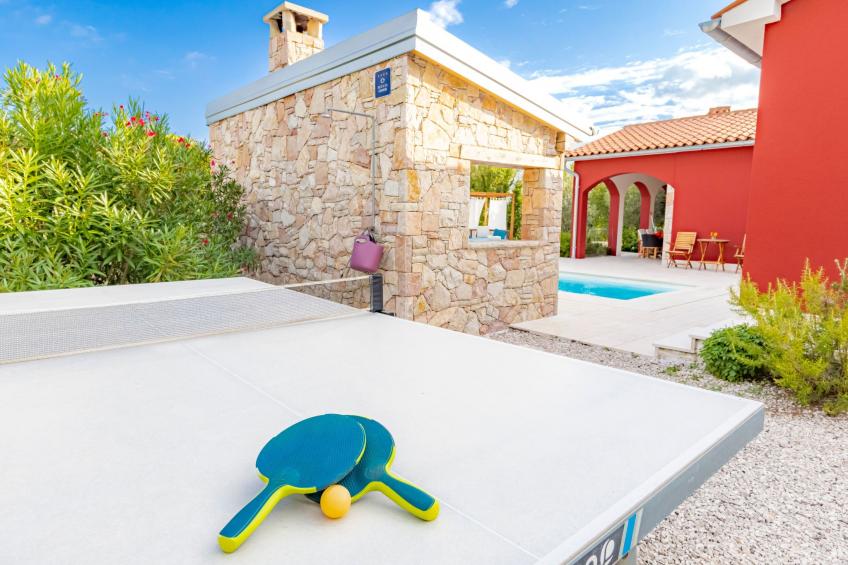 Detailgestaltete Villa mit Pool, Sauna und Hot Tub