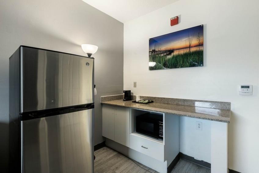 2 Full Beds  Suite Non-Smoking Micfridge - foto 7
