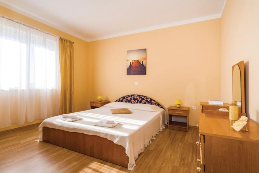 Holiday Home Villa Ksenija - Six Bedroom Holiday Home with Pool - foto 18