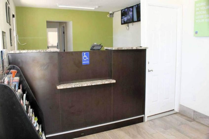 2 full beds  mobility access tub kitchen - foto 29