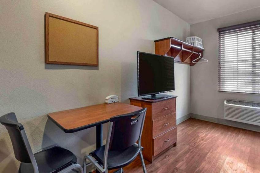 1 Full Bed | Smoking, Kitchen - foto 5