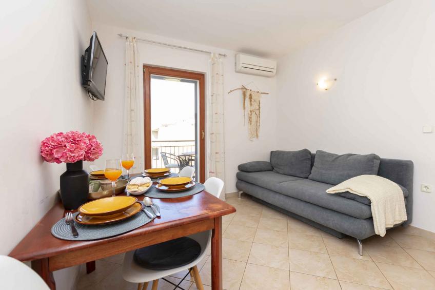 Vakantiewoning met balkon en zwembad - VW-56WCH - foto 15