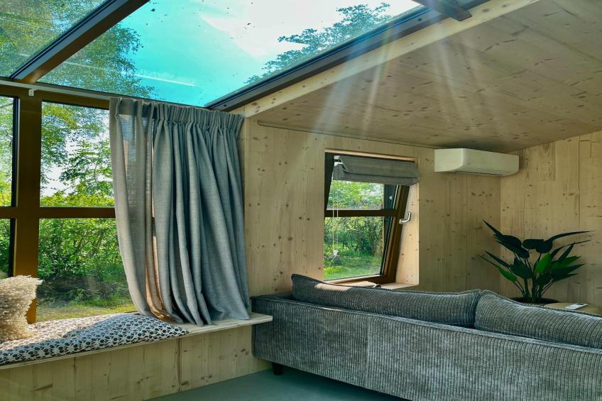 Groepsaccommodatie + 4 large greenhouses (36 personen) - foto 8