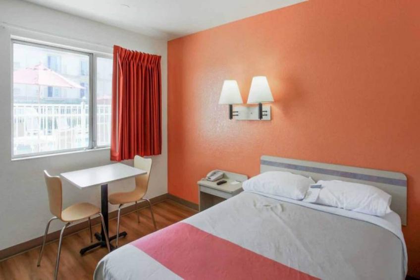 1 Queen Bed - foto 9