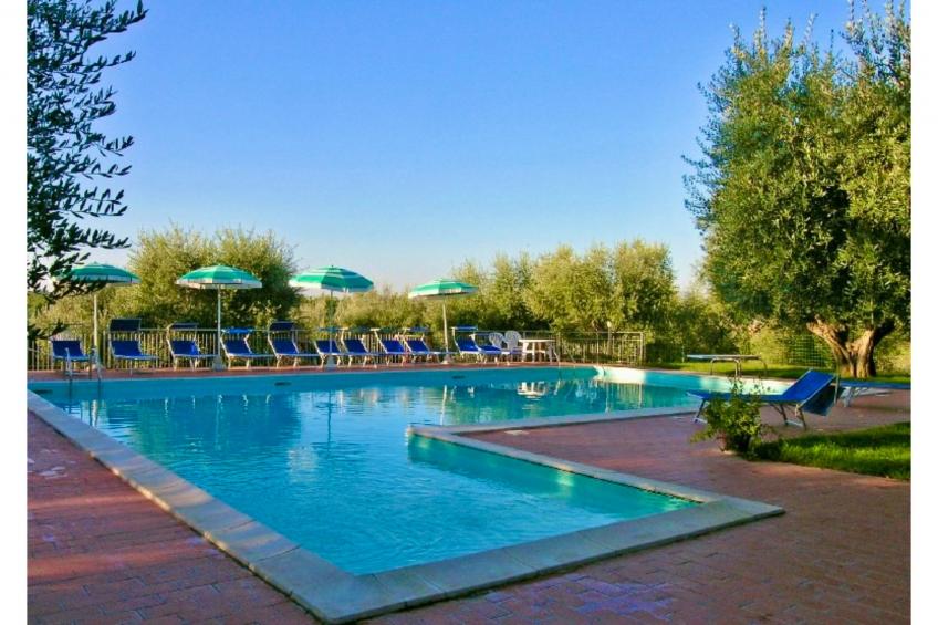 Poppy apt with shared pool - foto 10