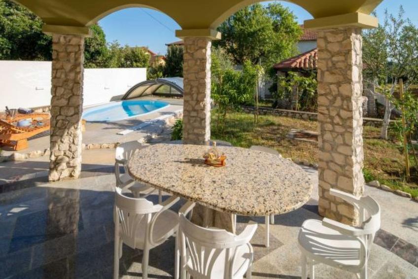 Charming Villa Rea, 8+2 with heated pool - foto 46