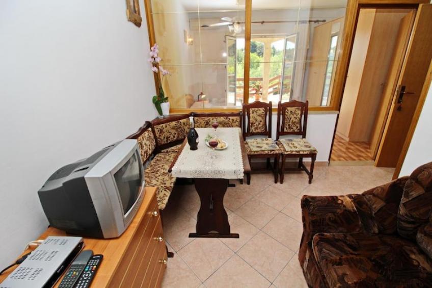 Apartments Veselka, Lumbarda - One Bedroom Apartment with Terrace and Garden View (Apt 2)