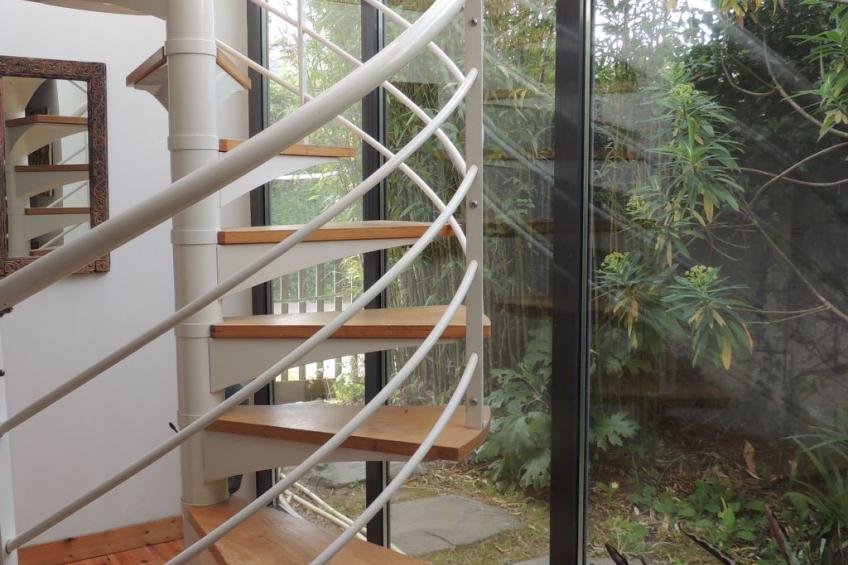 Großes Familienhaus mit schön angelegtem Garten - foto 16