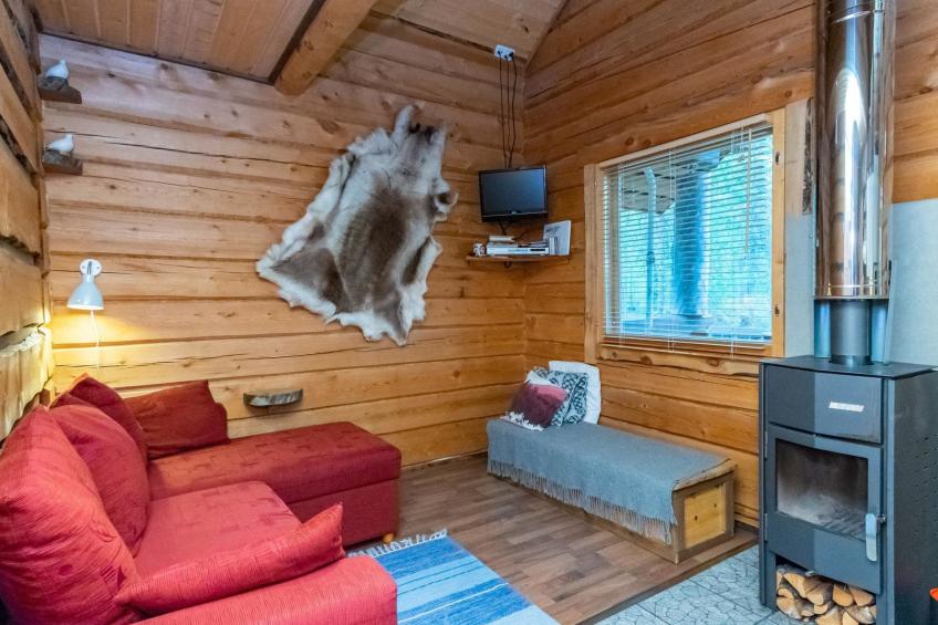 Pyhäpaikka 2 - foto 4