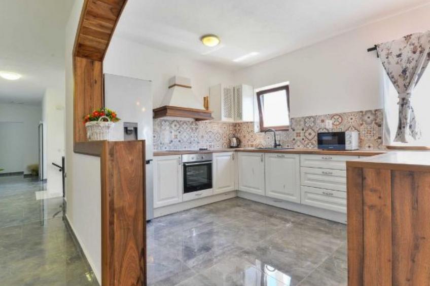 Villa Marinic with heated pool and entertainment r - foto 25