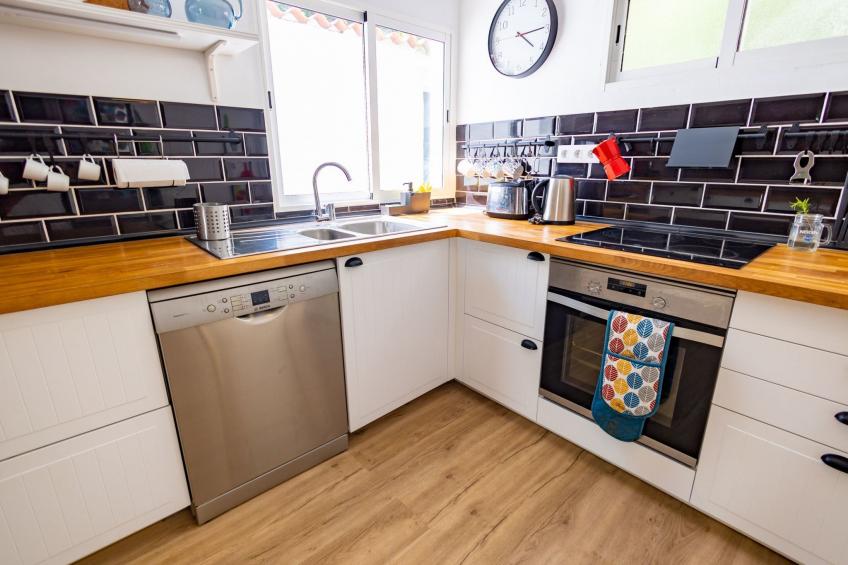 Grosses Haus mit eigenem Pool - foto 19