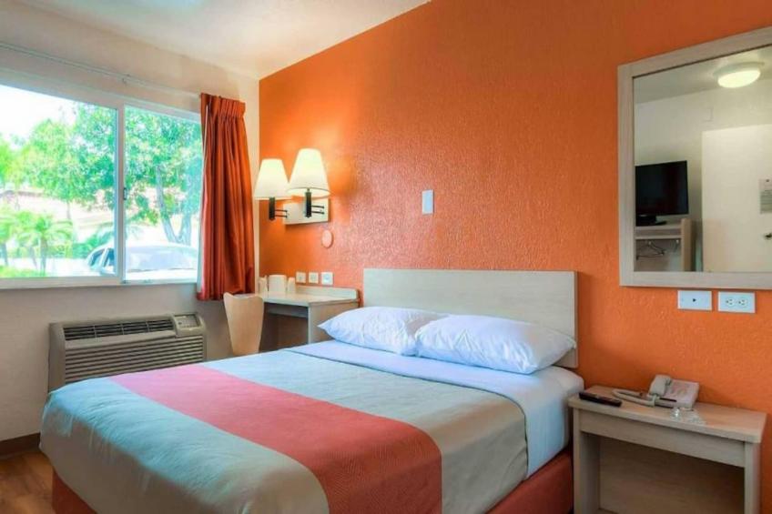 1 Queen Bed  Nsmk - foto 6