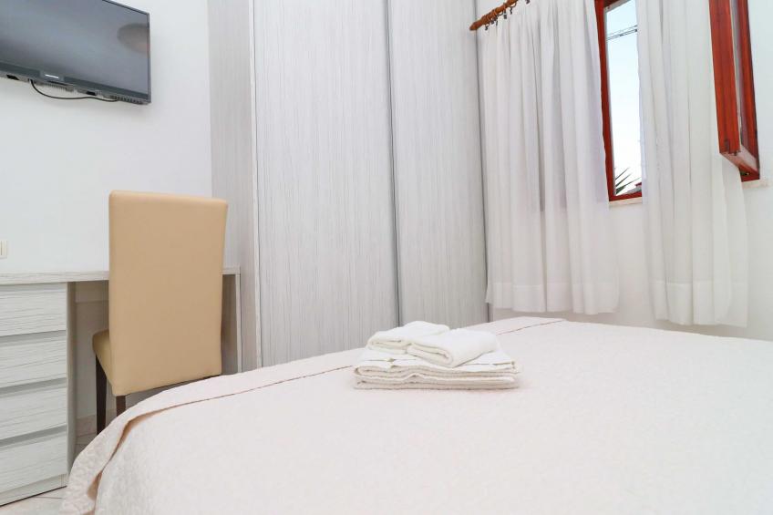 Seafront Apartments Anthony - Two Bedroom Apartment with Terrace and Sea View (A3) - foto 9