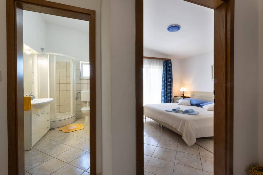 Bright and Spacious Apartment with Terrace in Kastel Stafilic - Two Bedroom Apartment with Terrace - foto 7