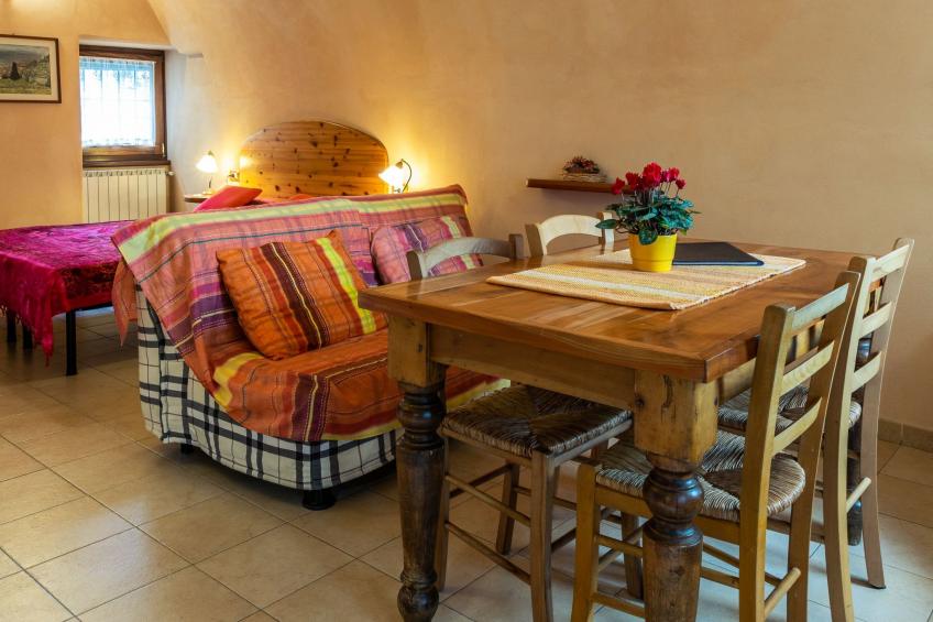 Wohnung in Riva Di Solto mit Kleinem Garten